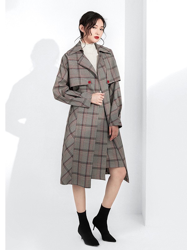 和言女装2022秋冬季棕色大衣