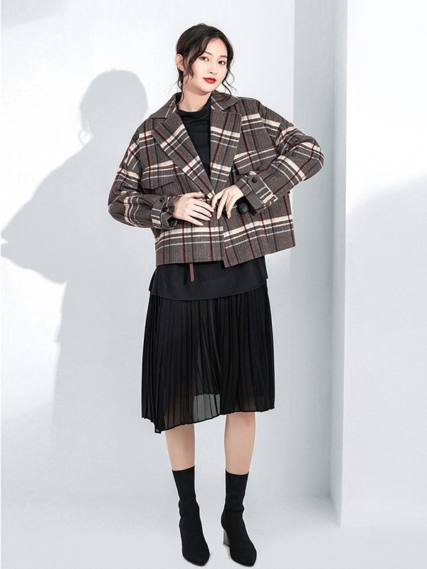 和言女装2022秋冬季黑色连衣裙