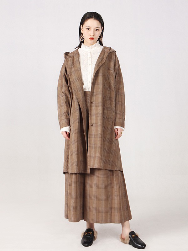 和言女装2022秋冬季白色针织衫