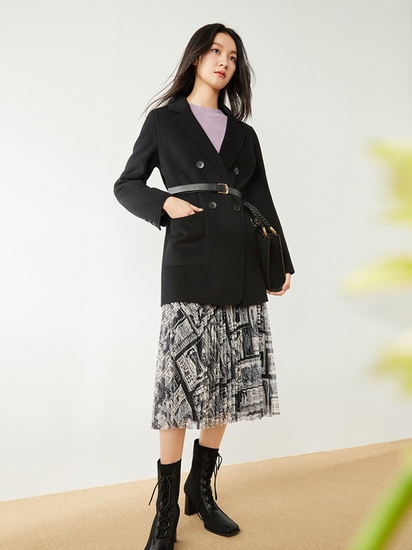 2022秋冬季黑色西装