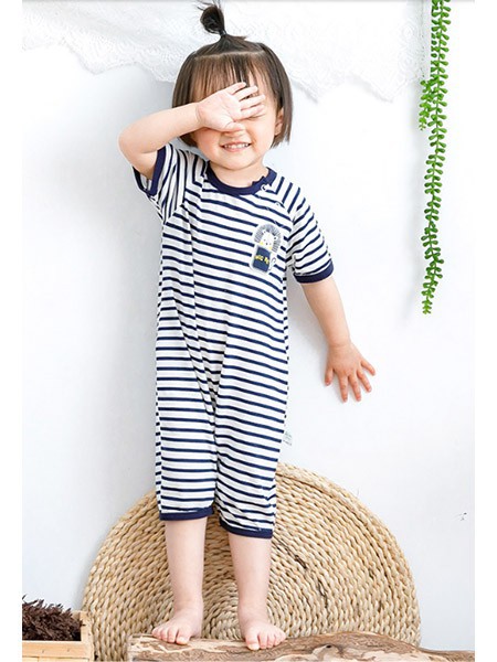 歌歌宝贝童装2022秋冬季白色家居服