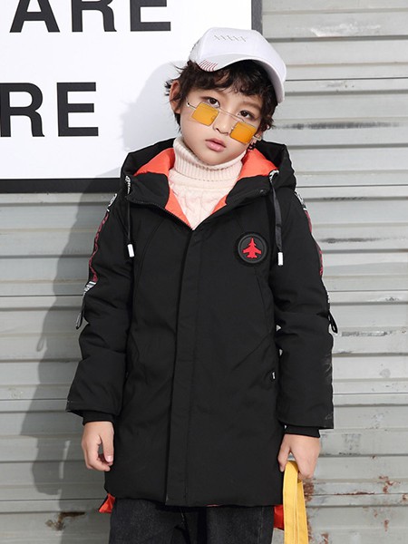 太阳雪人童装2022秋冬季黑色棉服