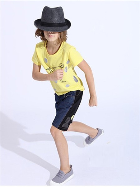 朋库一代童装2022春夏季黄色T恤