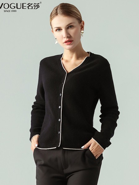 名莎女装2022秋冬季黑色针织衫