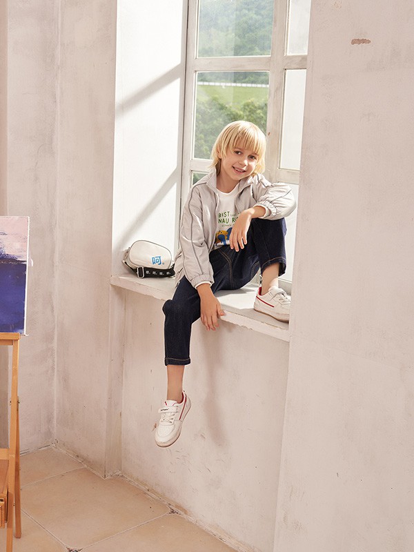 芭乐兔童装2022秋冬季白色T恤