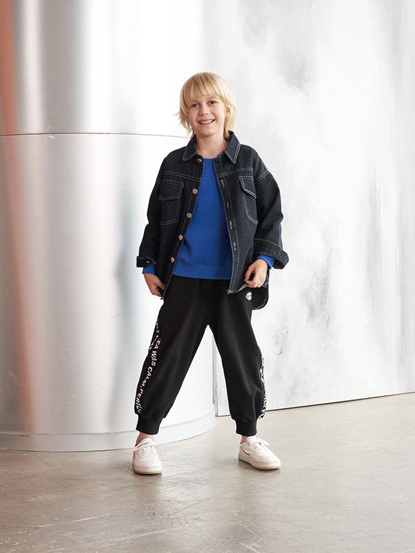 芭乐兔童装2022秋冬季蓝色T恤