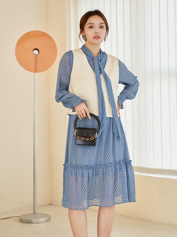 依尚街区2022秋季蓝色套装