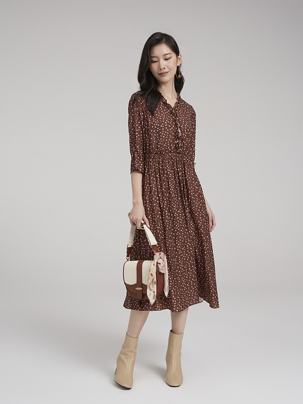 佛尼亚女装2022秋冬季咖啡色连衣裙