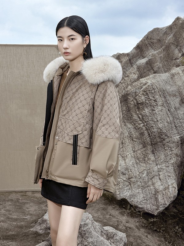 迪笛欧女装2022秋冬季棕色派克服