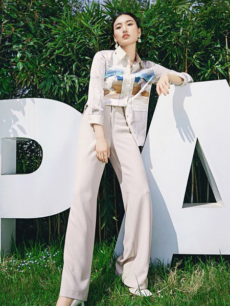 领弟女装2022春夏季白色衬衫