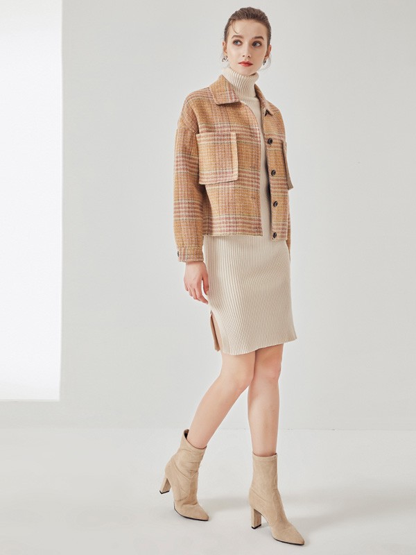 兰佩女装2022秋冬季米色连衣裙