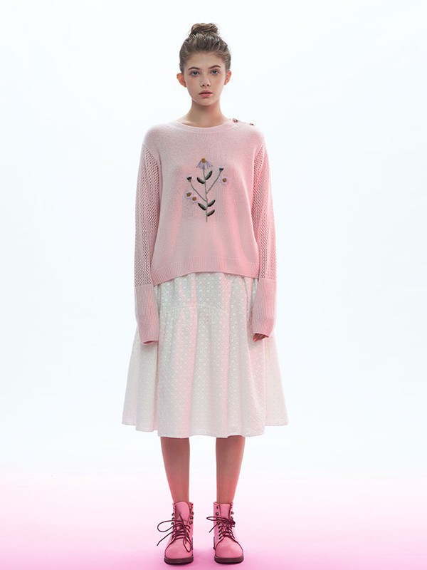 思诺芙德女装2022秋冬季粉色T恤