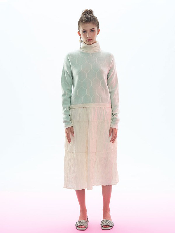 思诺芙德女装2022秋冬季绿色毛衣