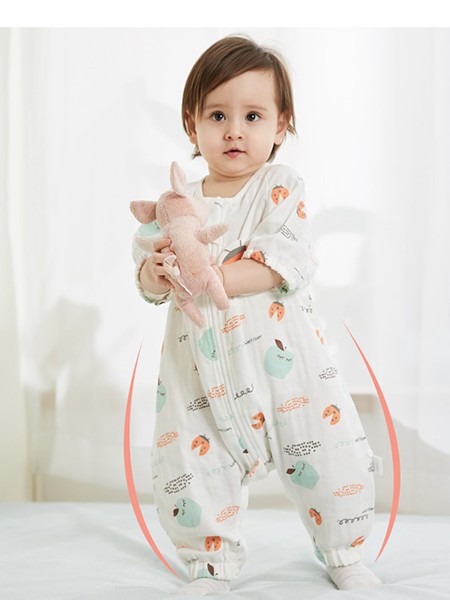 威尔贝鲁2022秋冬季白色连体衣