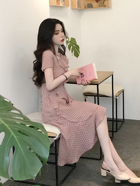 蔓缇蜜丝女装2022春夏季裸色连衣裙