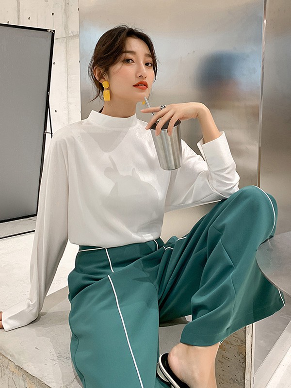 达丽坊2022秋冬季白色T恤