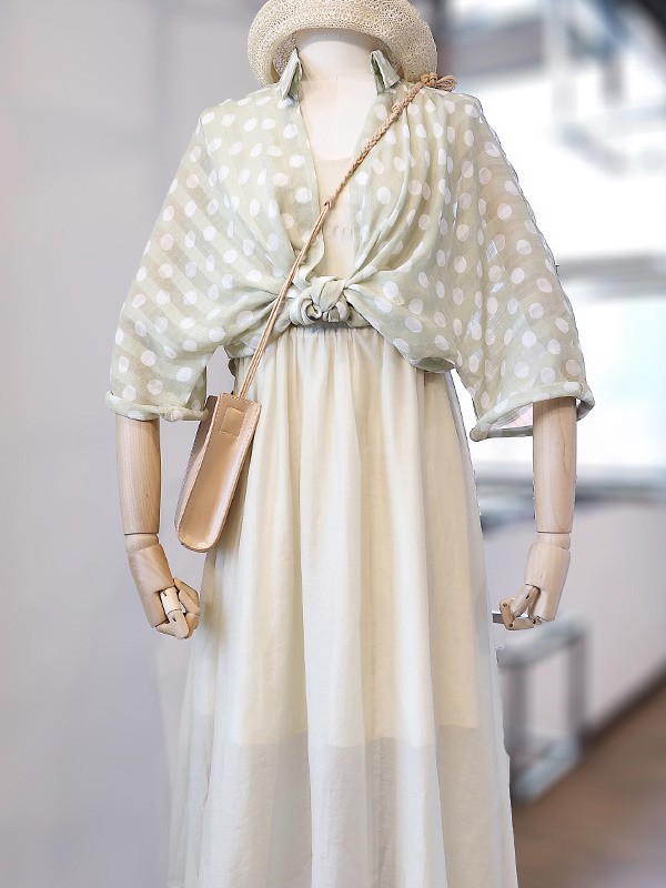 舒雪儿女装2022春夏季米色吊带裙