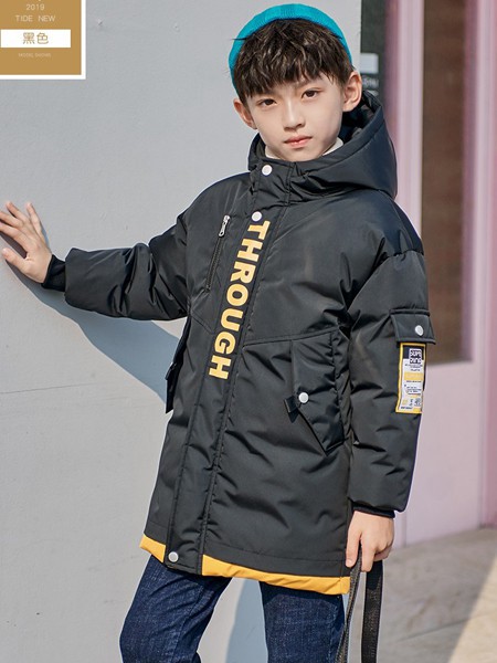 维尼力啦童装2022秋冬季黑色棉服