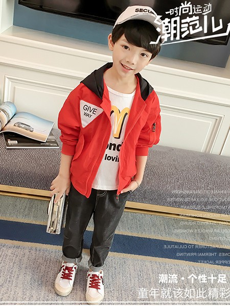 班澜贝屋童装2022春夏季白色T恤