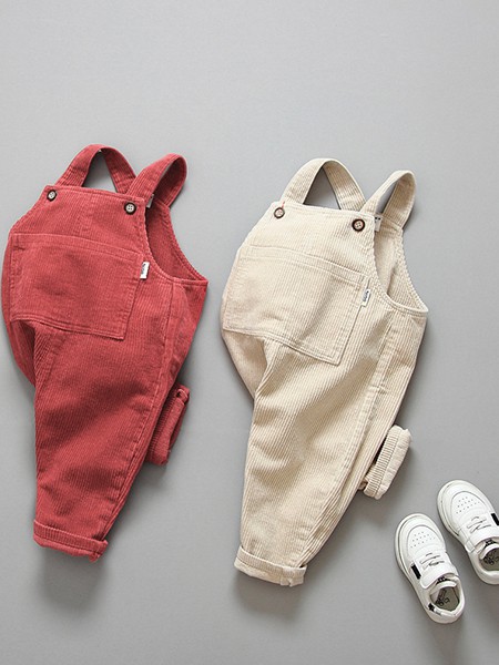 棒棒猫童装2022秋冬季白色背带裤