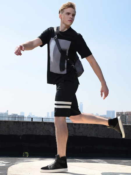 RED.P.G男装2022春夏季黑色短裤