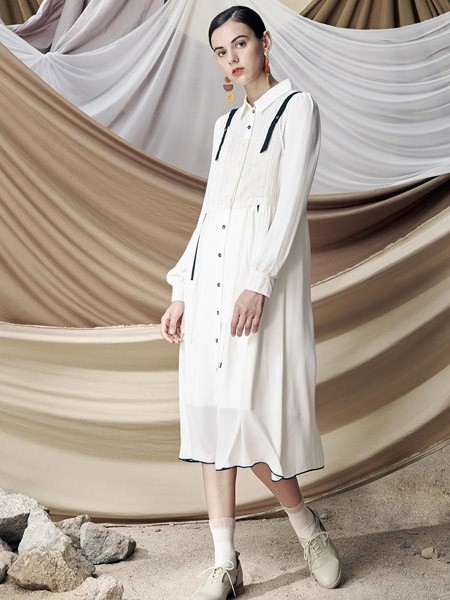 瑞尔女装2022秋冬季白色衬衫裙