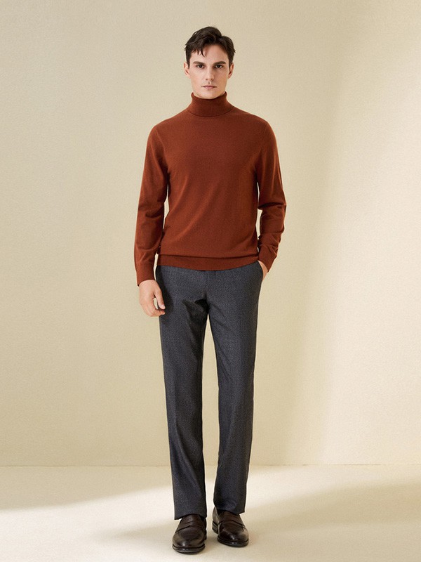 依文男装2022秋冬季咖啡色毛衣