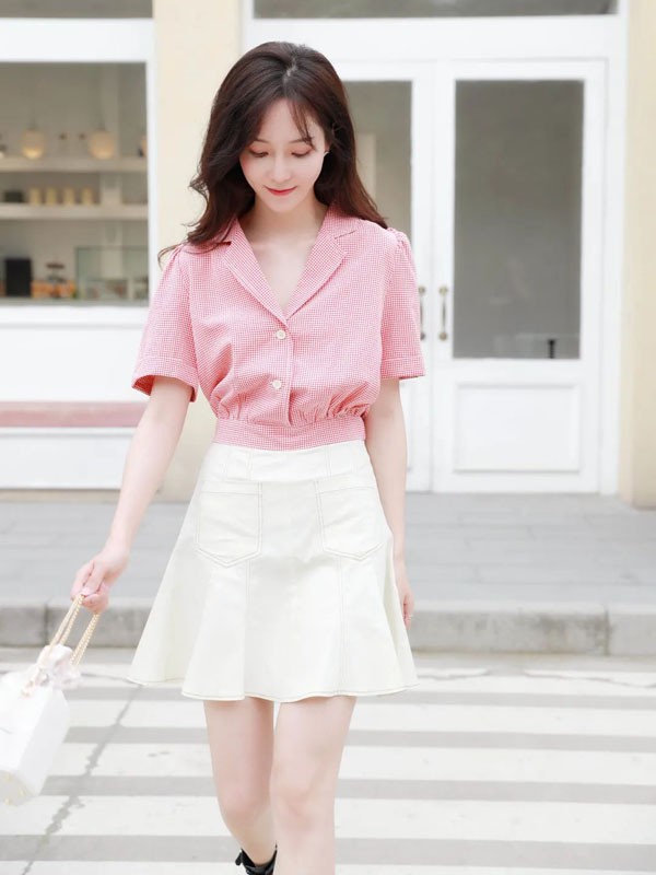 二号街角女装2022秋冬季白色短裙