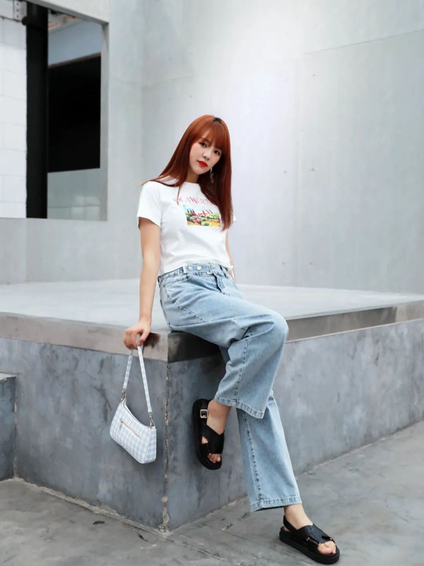 二号街角女装2022秋冬季白色T恤