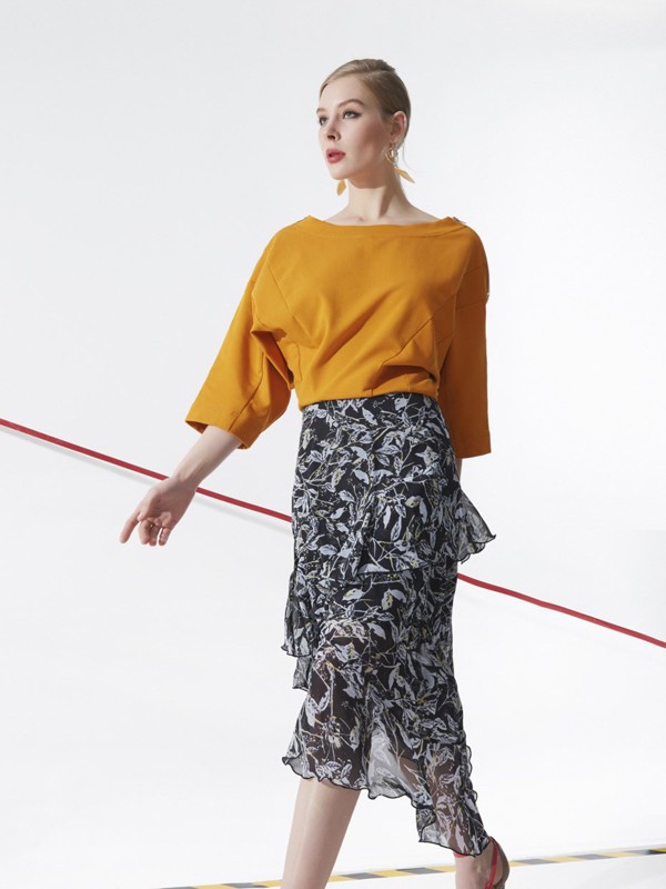 领姿女装2022秋冬季橙色T恤