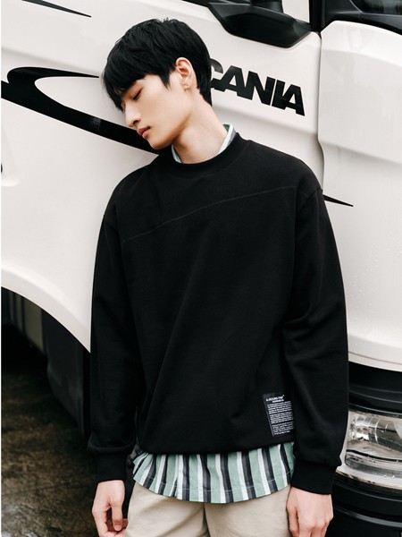 GXG男装2022秋冬季黑色T恤