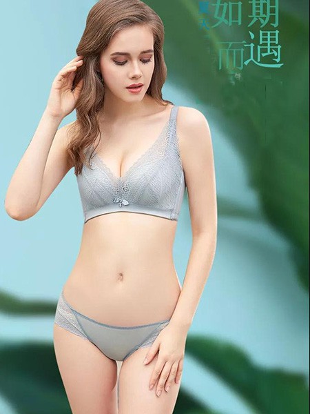 慕纱内衣2022春夏季蓝色时尚内衣