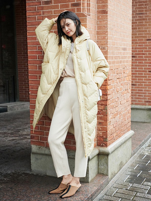 初棉女装2022秋冬季米色棉服