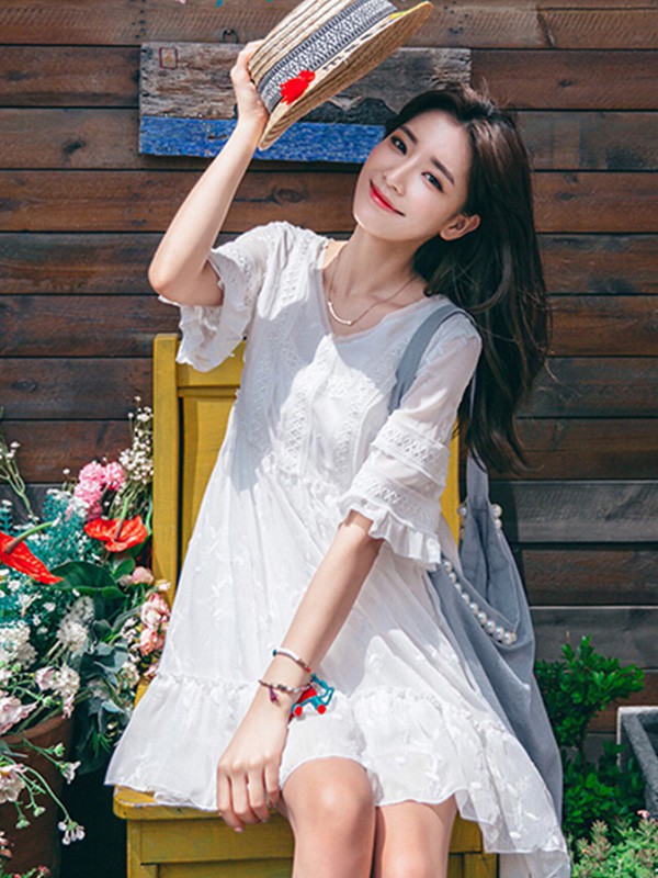 润乙一女装2022春夏季白色连衣裙