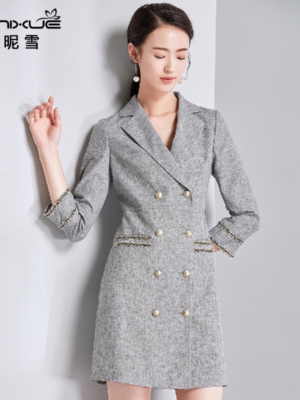 欧昵雪女装2022春夏季灰色连衣裙