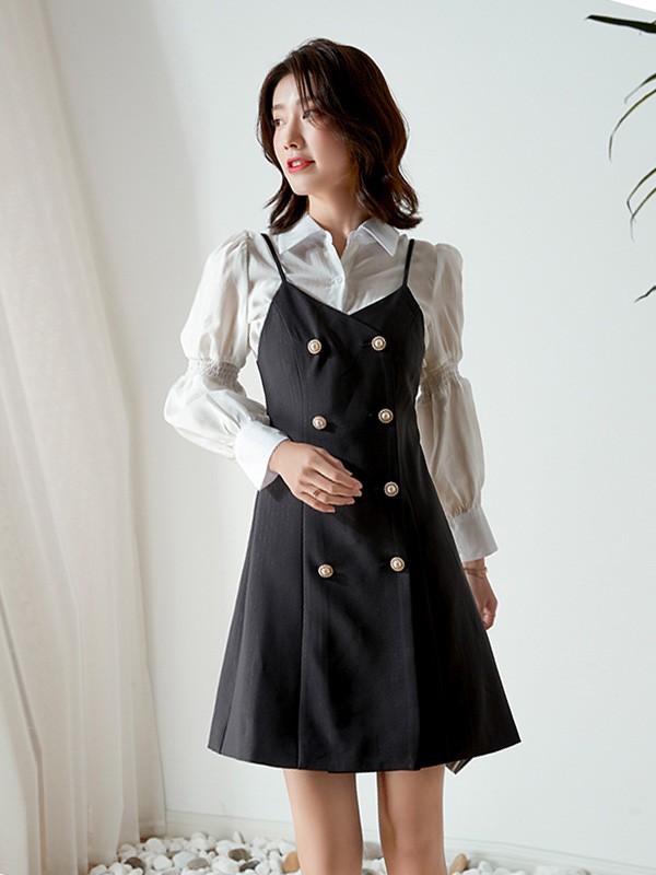 摩奥2022秋冬季黑色吊带裙