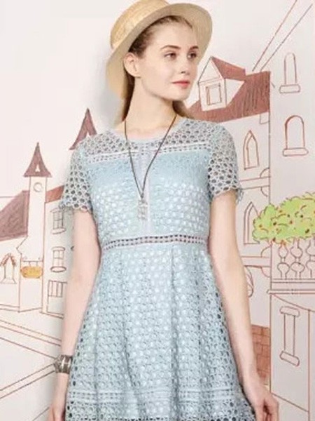 玛斯荻娃女装2022秋冬季蓝色连衣裙