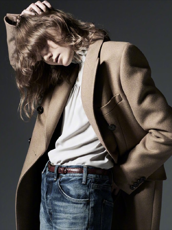 赛琳女装2022秋冬季灰色针织衫