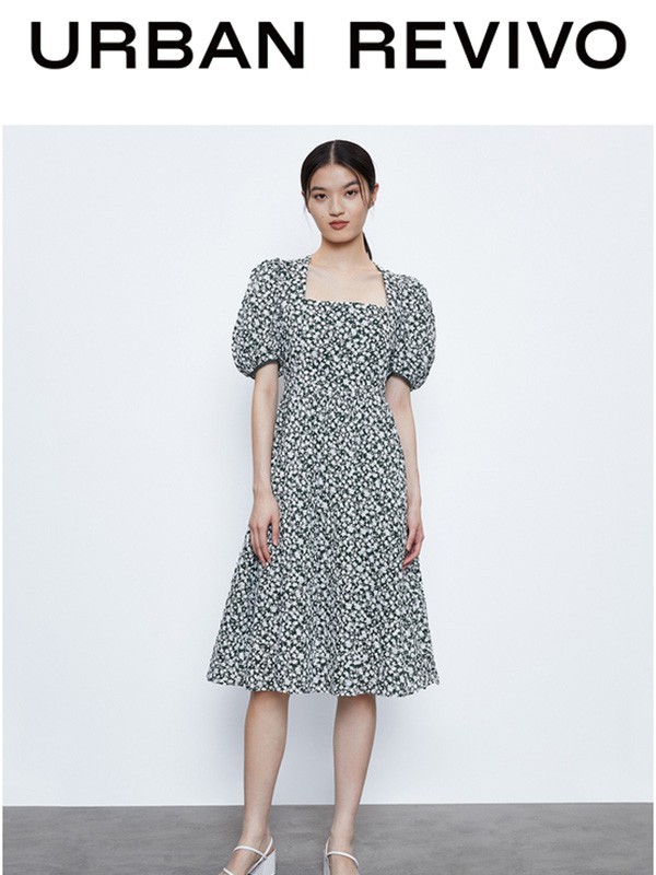 UR2022秋冬季灰色连衣裙