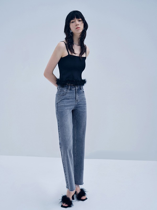 UR2022秋冬季黑色背心