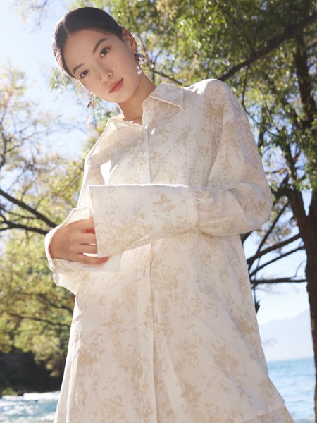 茵曼女装2022秋冬季白色衬衫裙