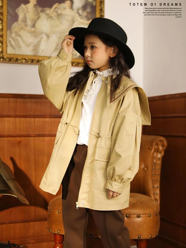 YUTU羽图童装2022秋冬季卡其色外套