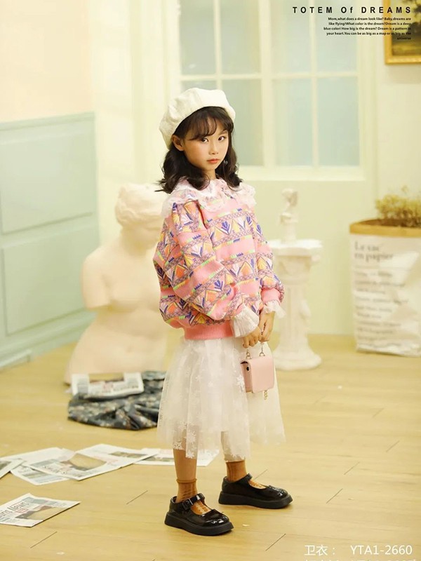 YUTU羽图童装2022秋冬季粉色卫衣