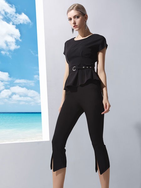 丹妮丽人女装2022春夏季黑色T恤