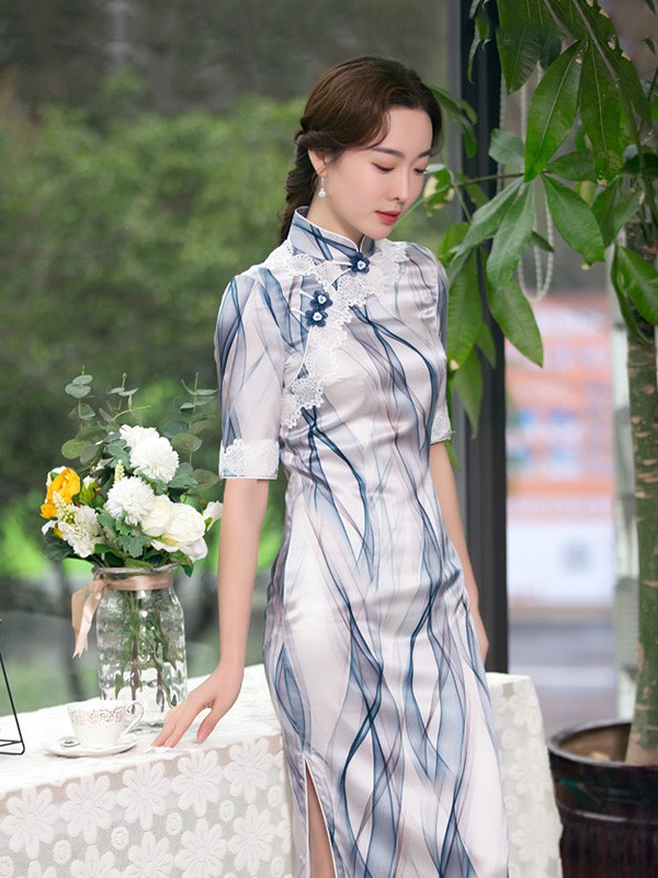 雀之恋2023春夏季白色旗袍