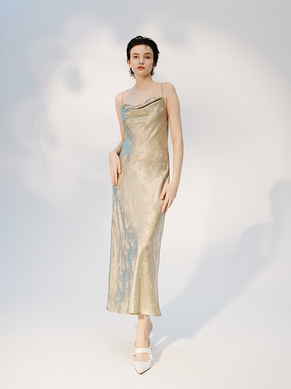 MYMO女装2023春夏季绿色连衣裙