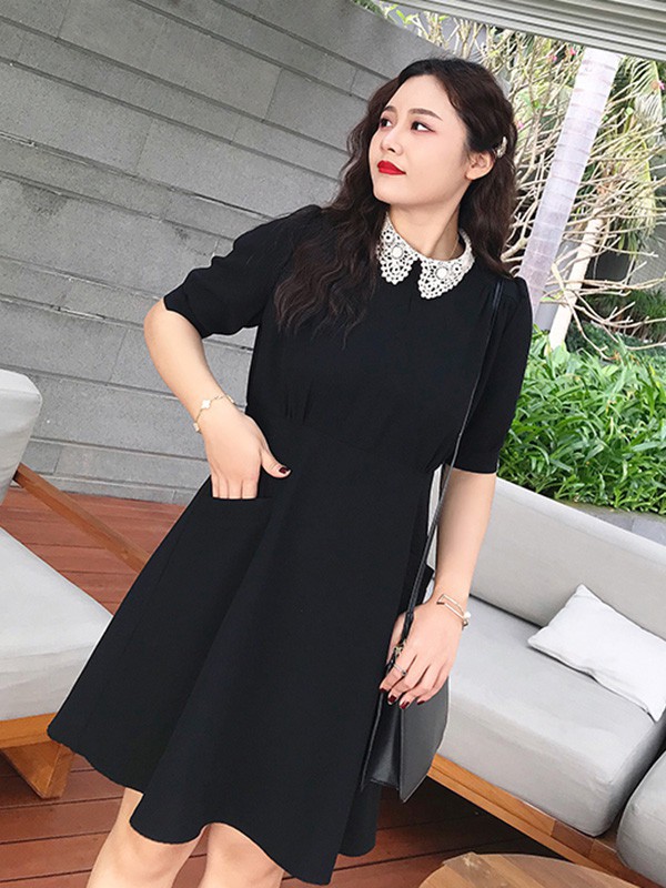 摩妮卡2023春夏季黑色连衣裙