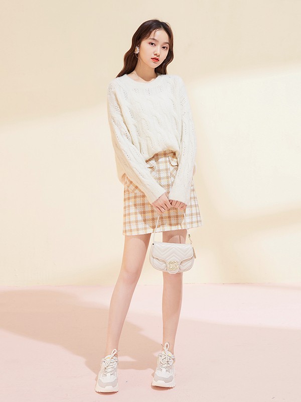 衣纱布菲女装2022秋冬季粉色包臀裙