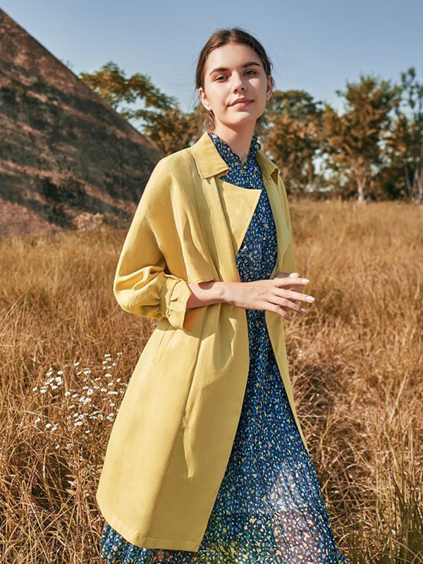 尚琳雅2022秋冬季黄色风衣