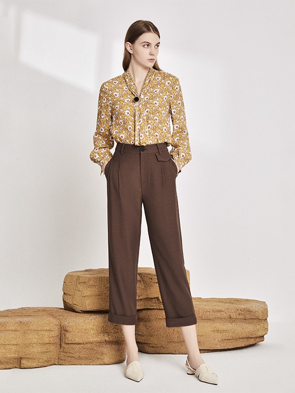 颜若妃2022秋冬季咖啡色长裤